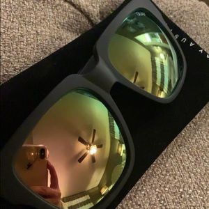 Quay mirrored sunglasses